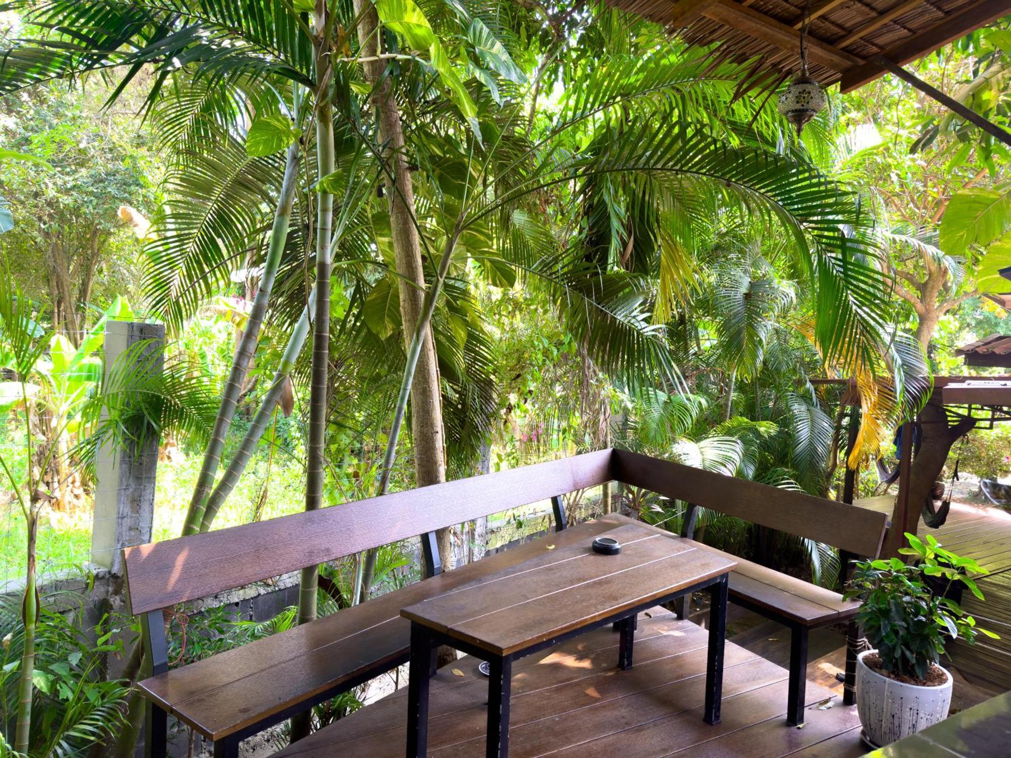 Jungle Vibes Hotell Thong Sala Eksteriør bilde
